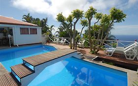 El Momo Cottages